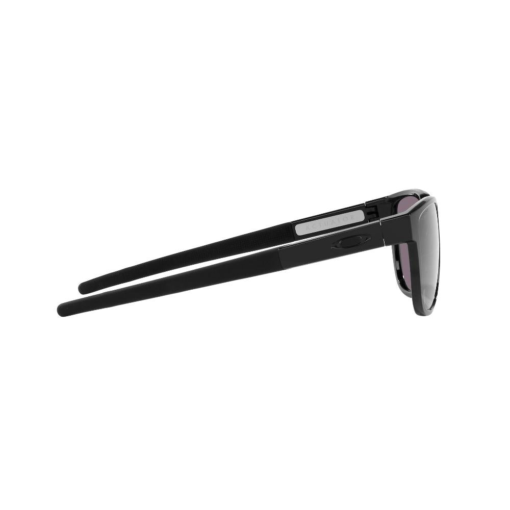 Oakley Actuator