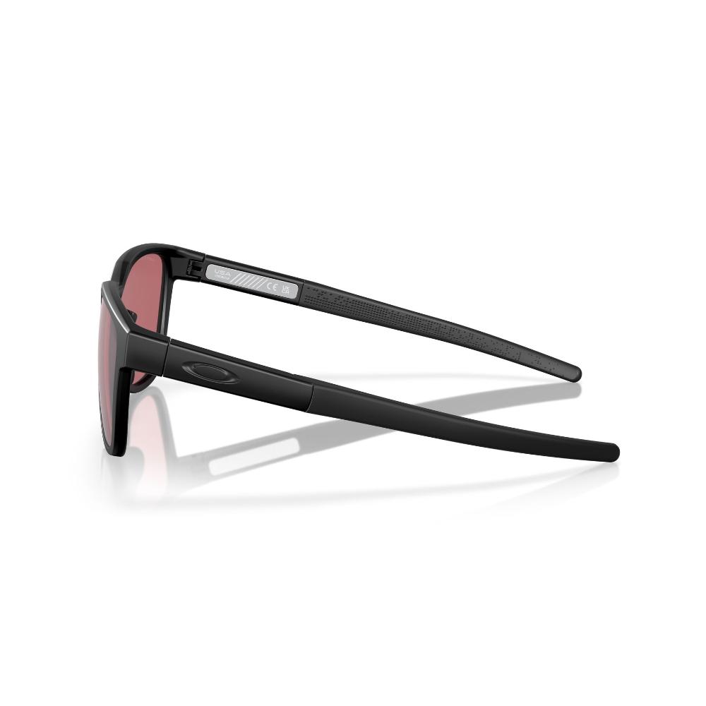 Oakley Actuator