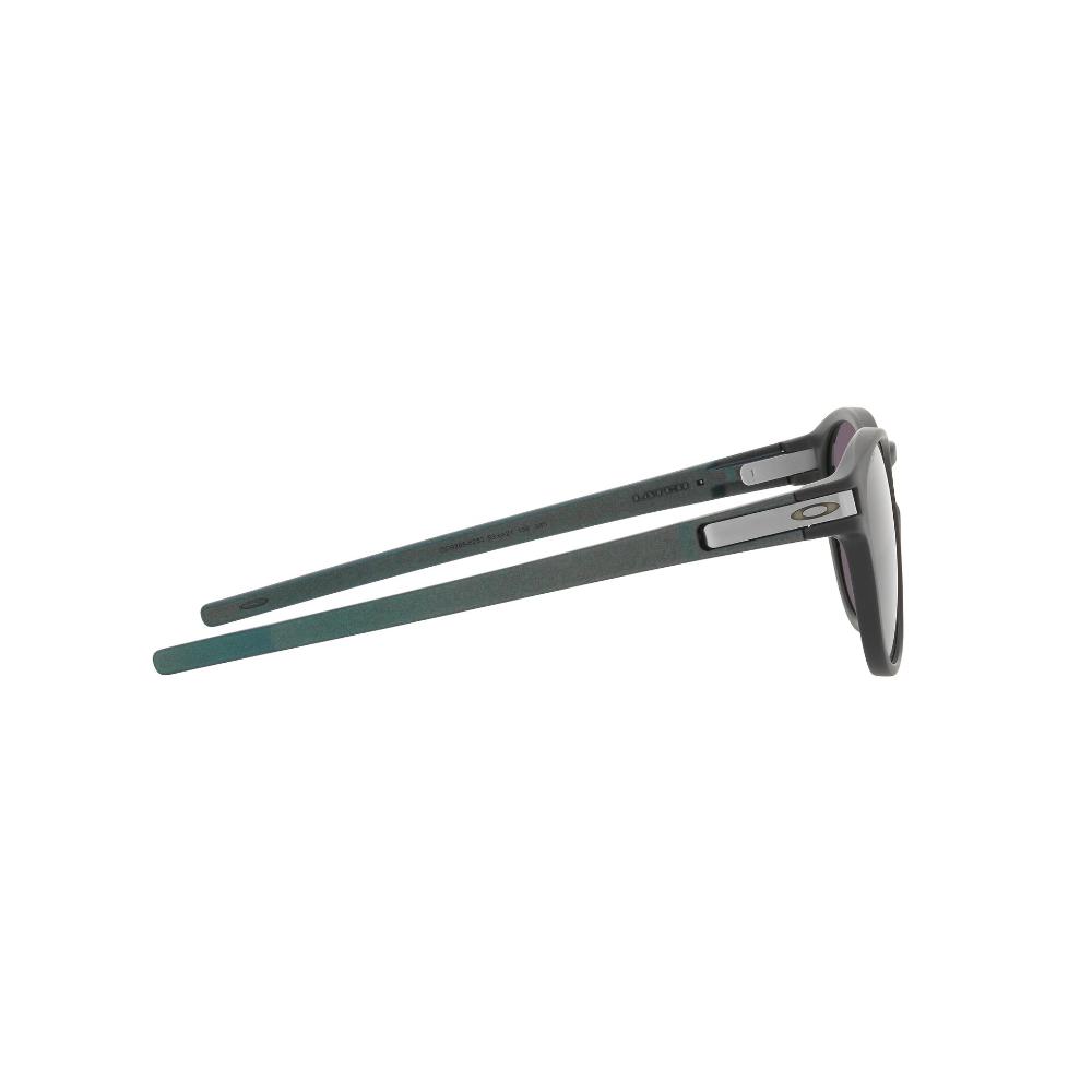 Oakley Latch