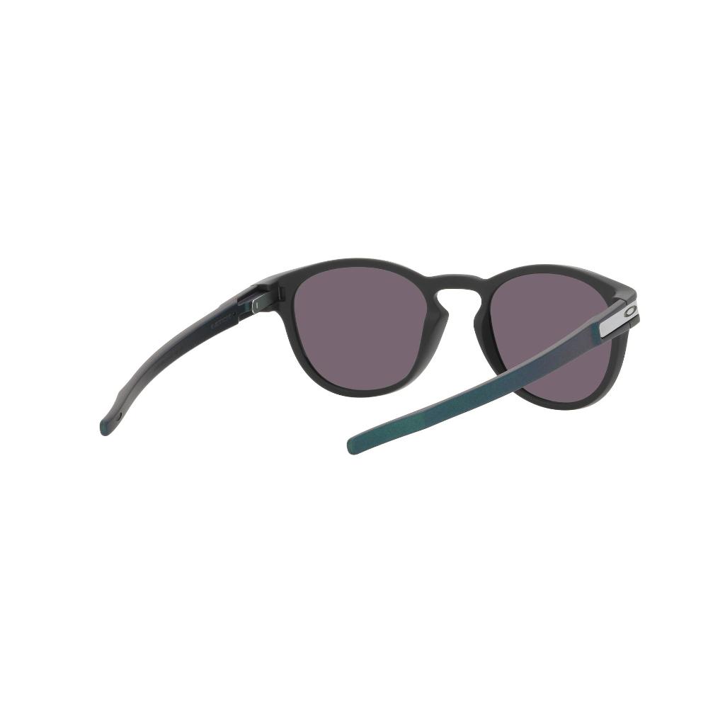 Oakley Latch