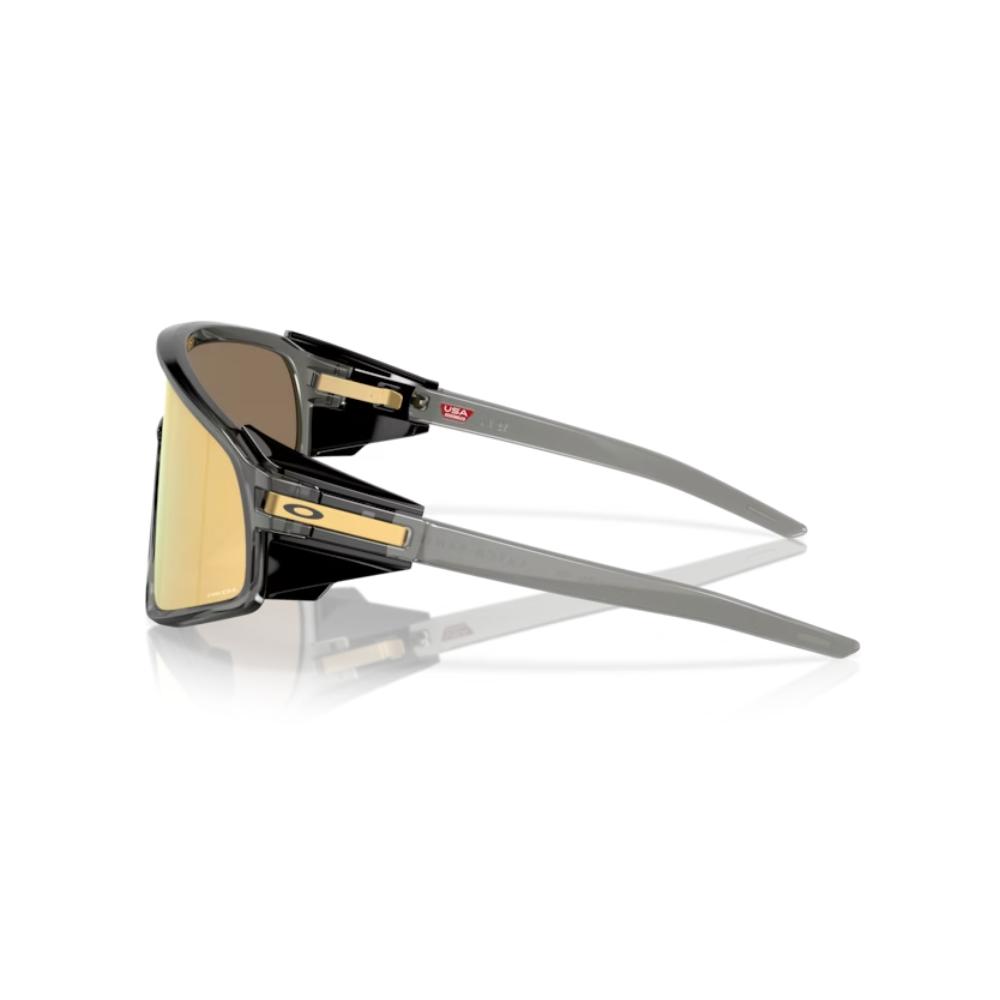 Oakley Latch Panel
