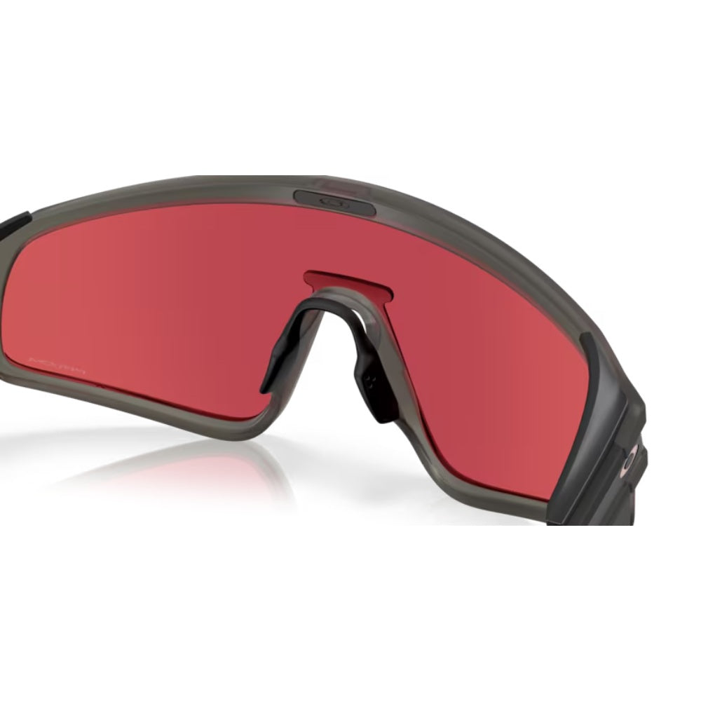 Oakley Latch Panel Lentes de Sol
