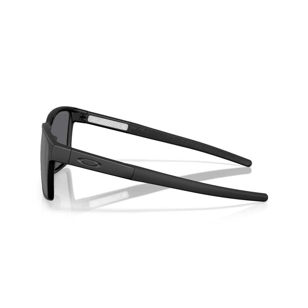 Oakley Actuator Sq