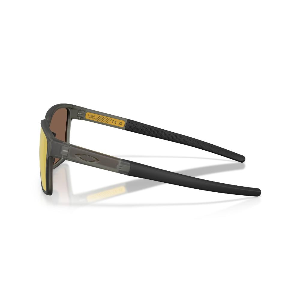 Oakley Actuator Sq