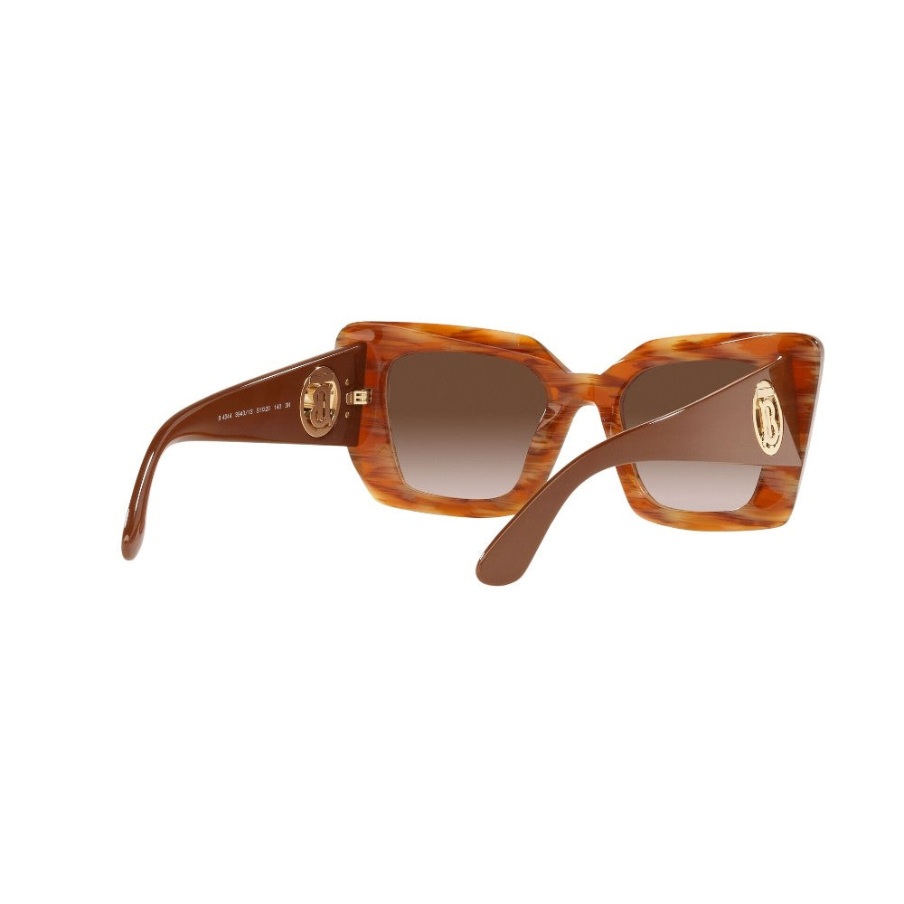 Burberry  Daisy