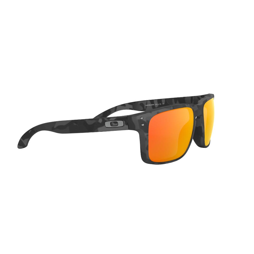 Oakley Holbrook