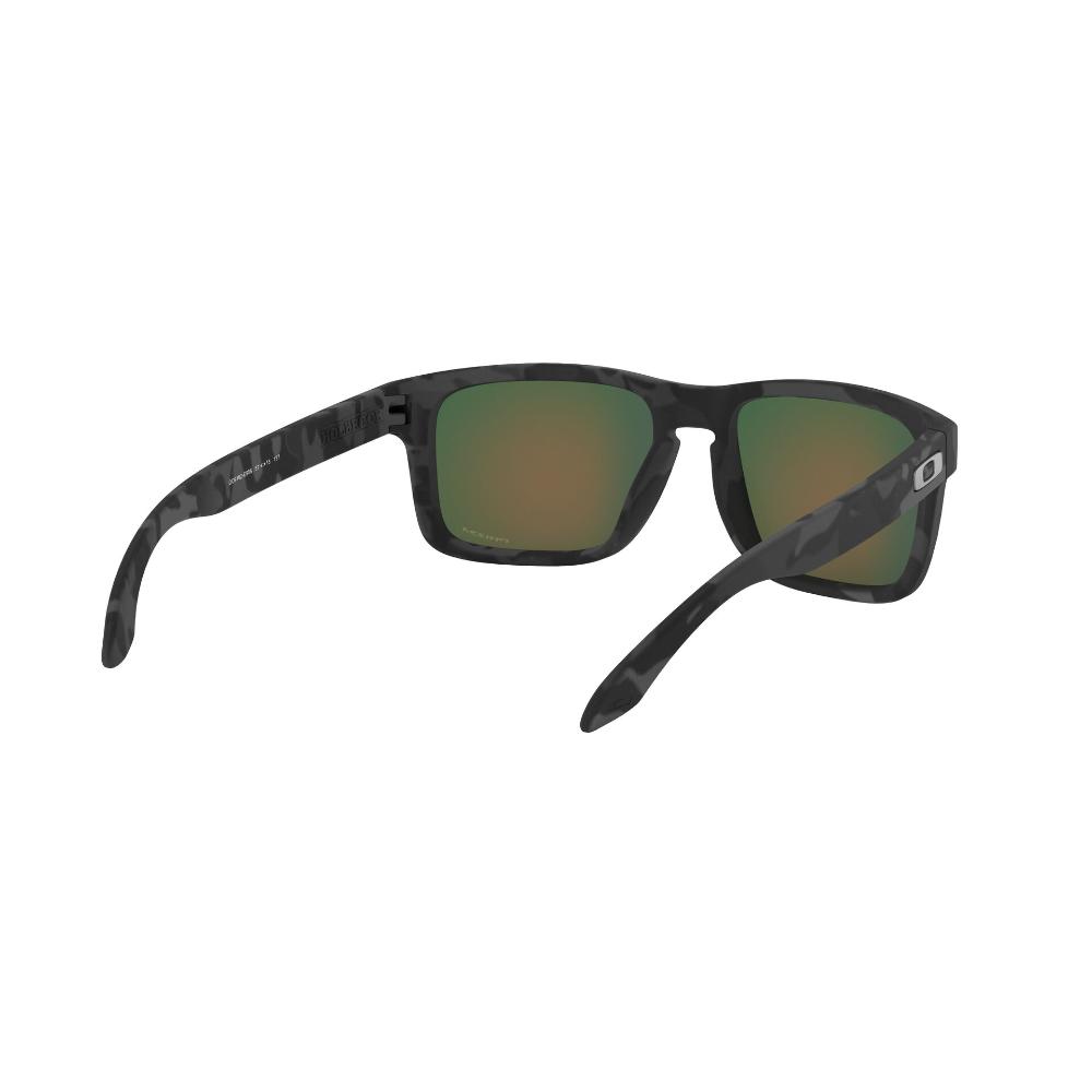 Oakley Holbrook