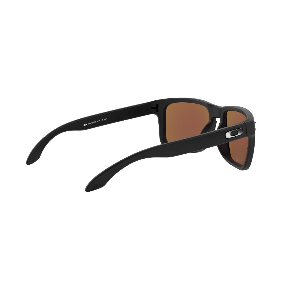Oakley Holbrook