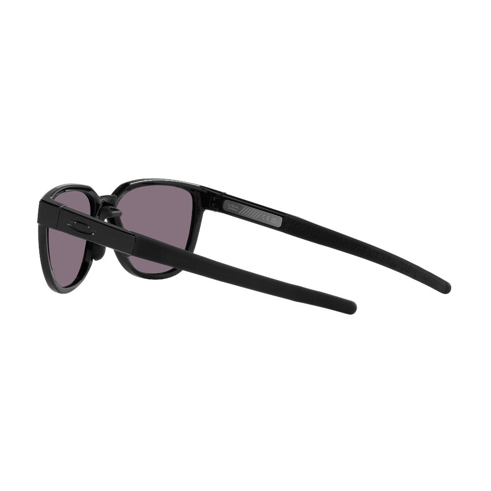 Oakley  Actuator