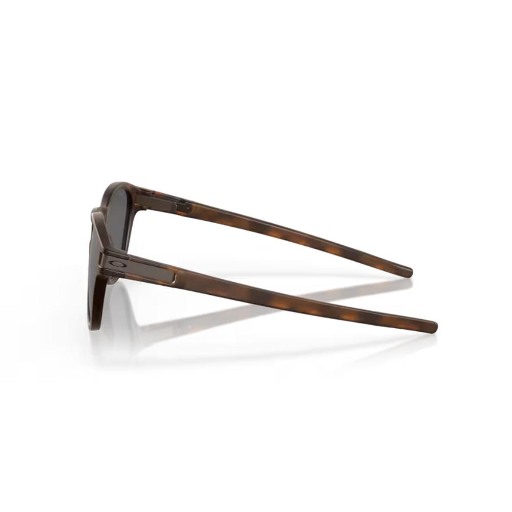 Oakley Latch