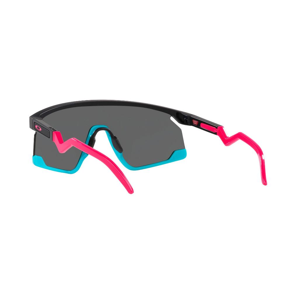 Oakley  Bxtr