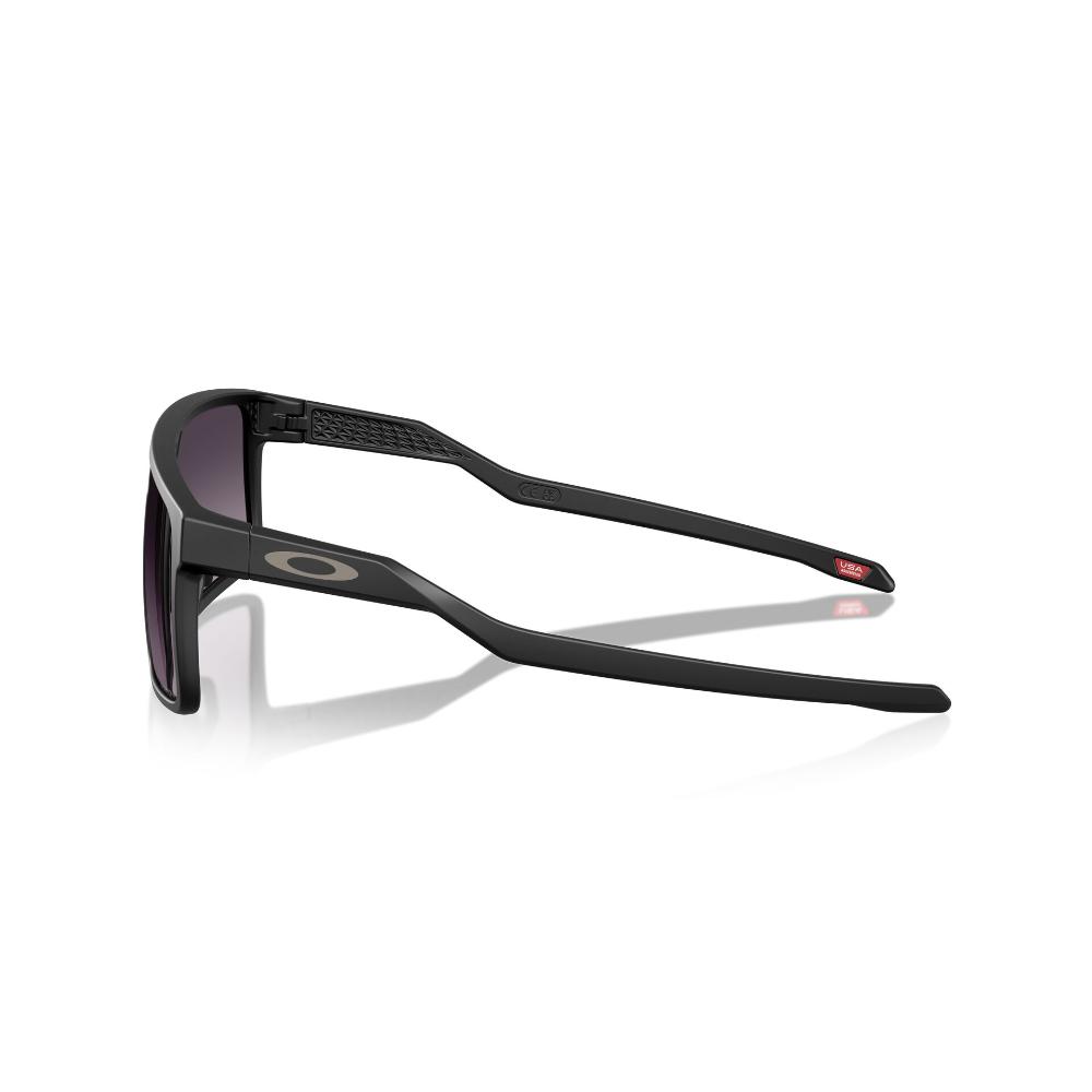Oakley  Helux