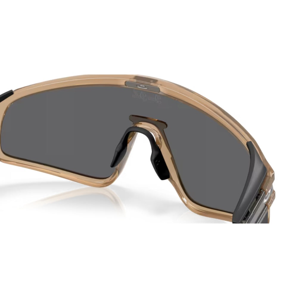 Oakley  Latch Panel   Lentes de Sol