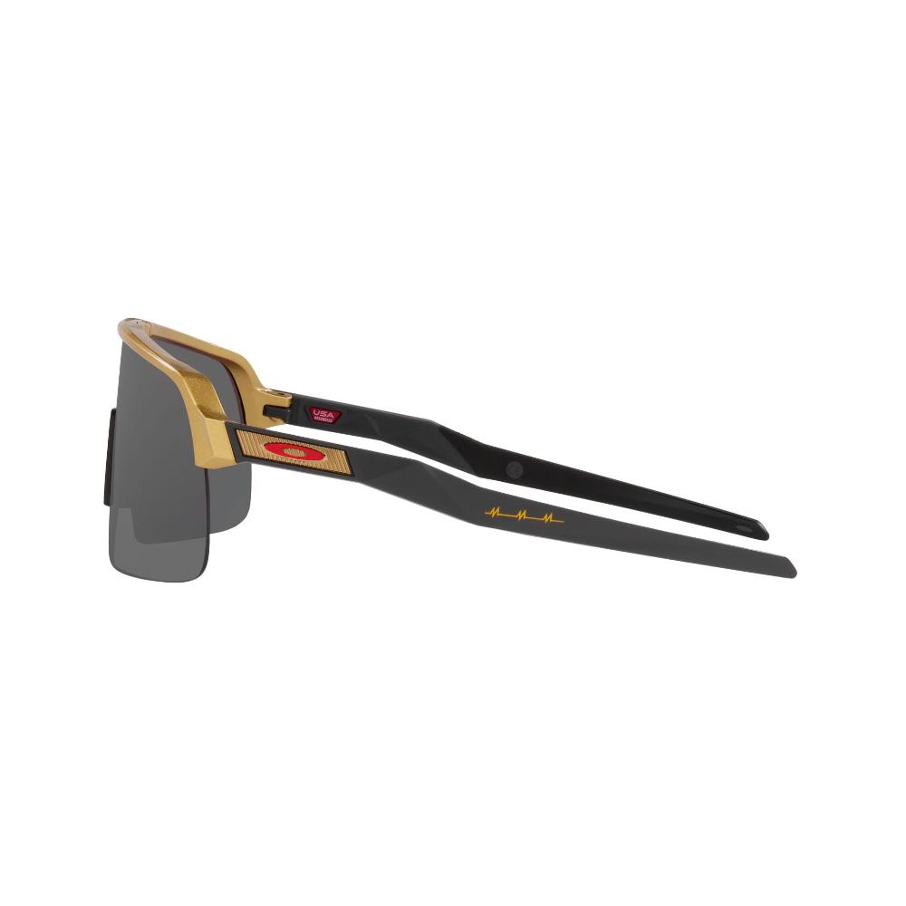 Oakley Sutro Lite