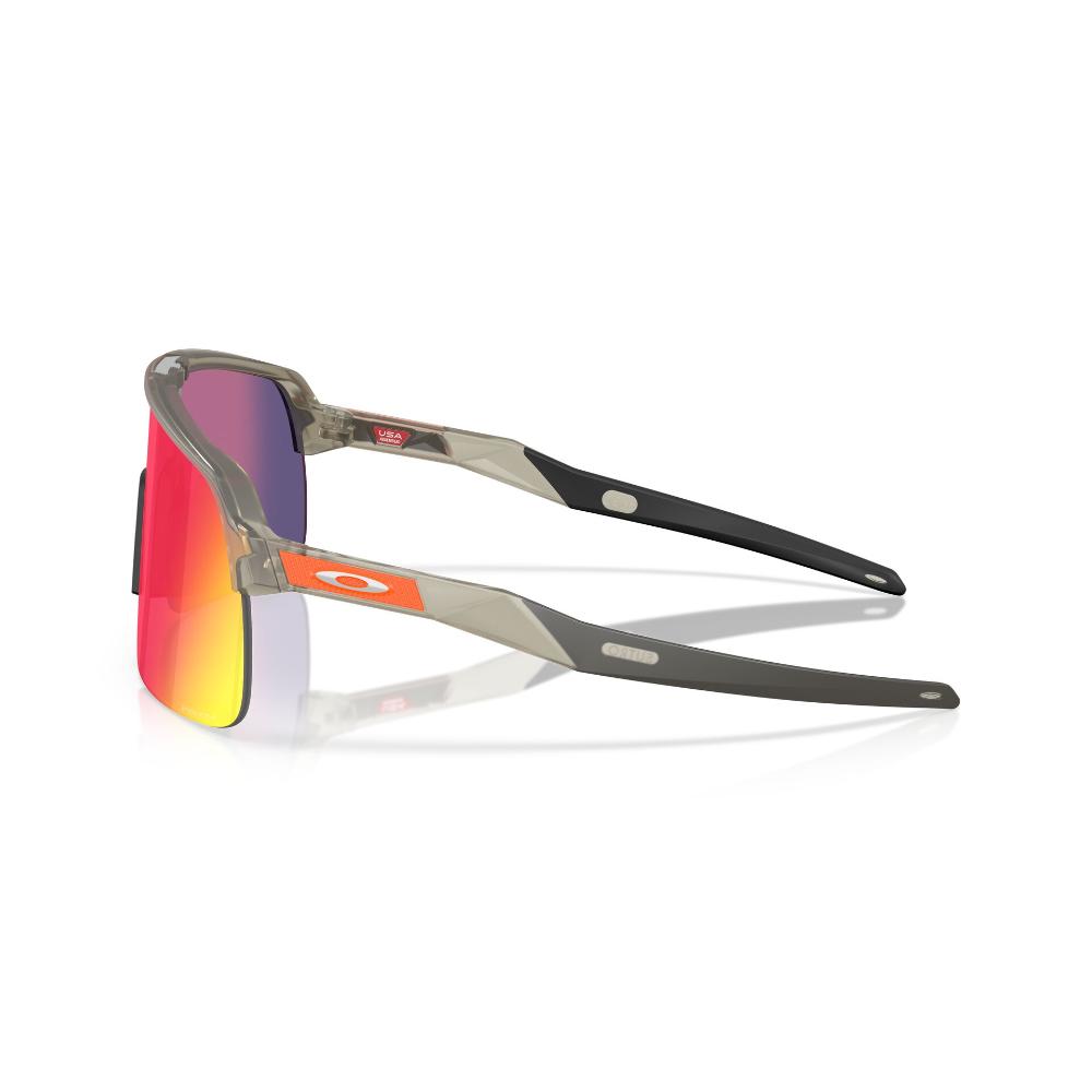 Oakley  Sutro Lite