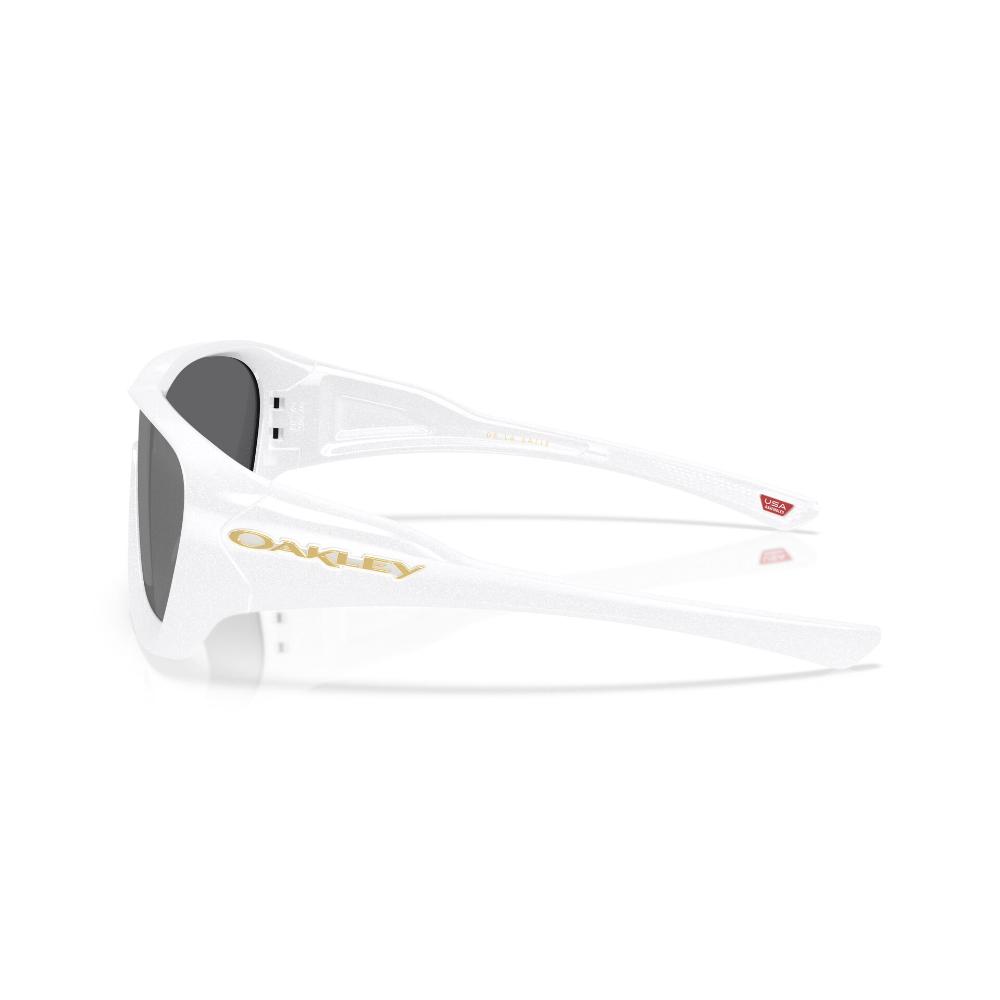 Oakley De La Salle